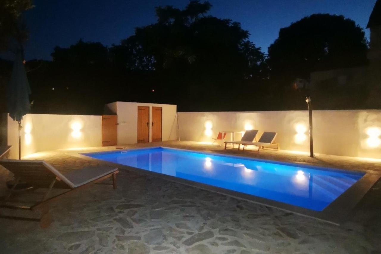 Holiday House With A Swimming Pool Vrbanj, Hvar - 11040 Buitenkant foto
