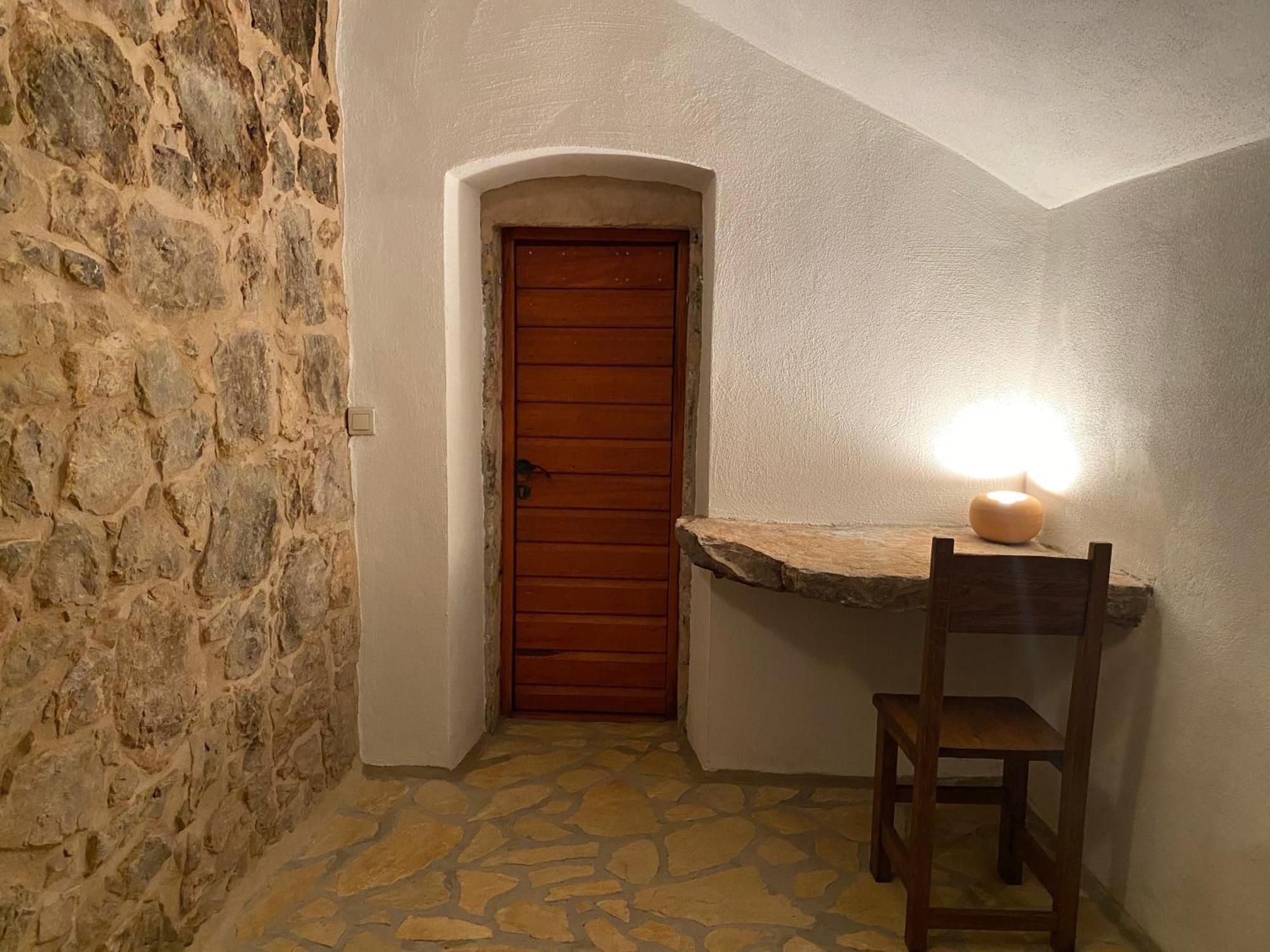 Holiday House With A Swimming Pool Vrbanj, Hvar - 11040 Kamer foto